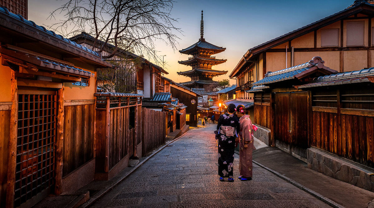 Two geisha in Kyoto