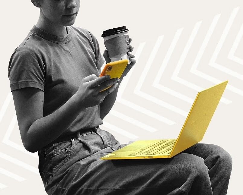 How to Connect My Laptop & MacBook to the Internet while Travelling