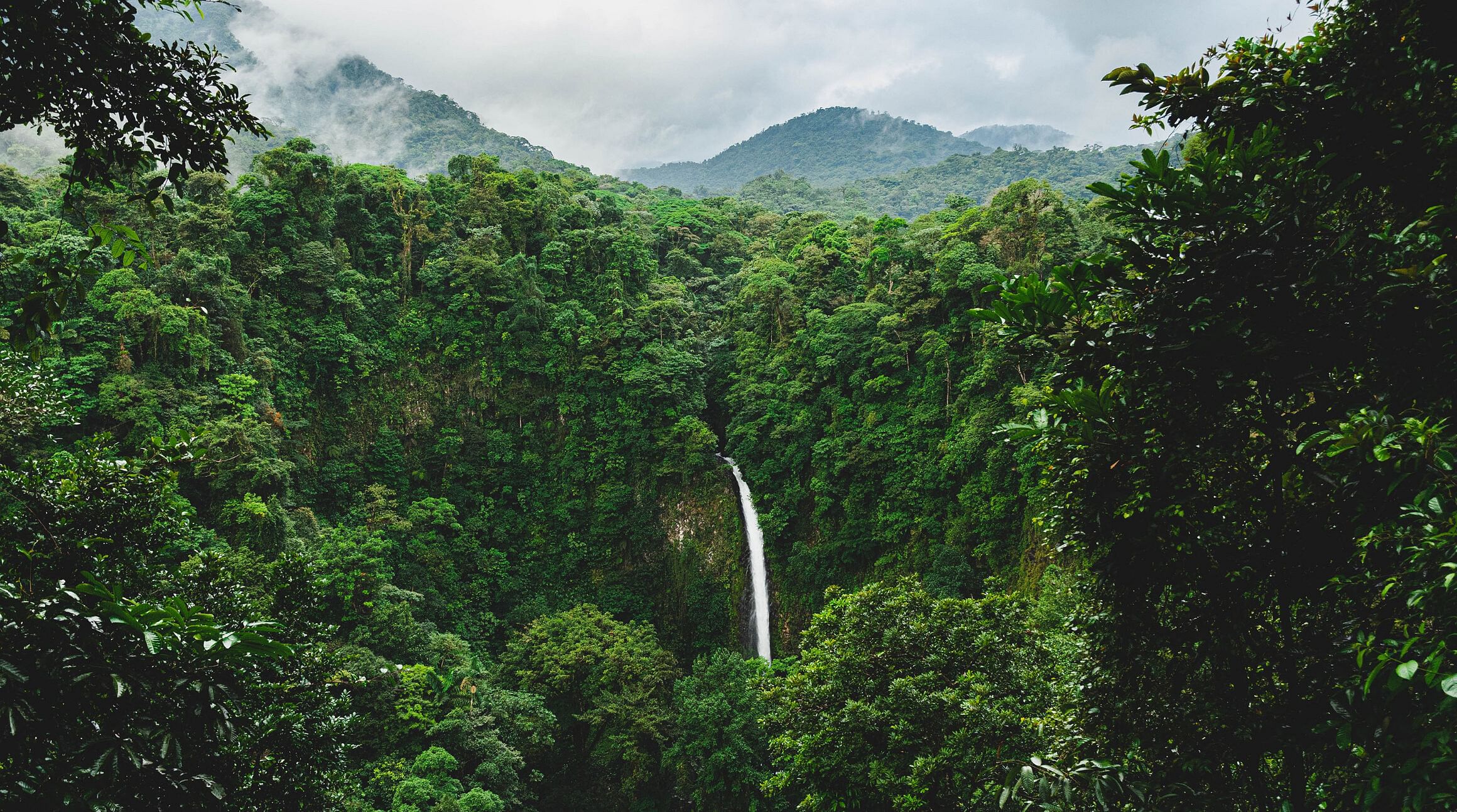 La Fortuna Waterfall in Costa Rica