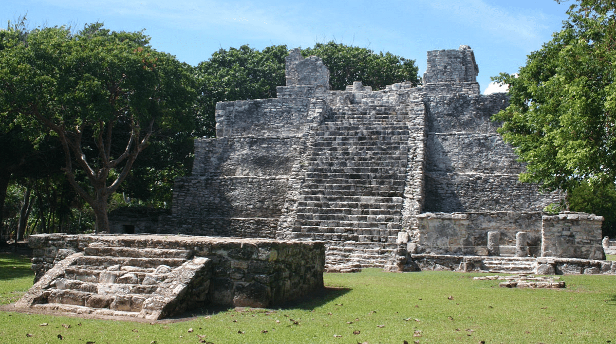 El Meco ruins, Mexico