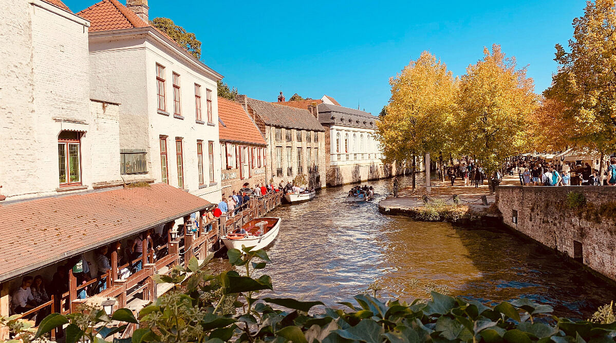 Bruges canal 