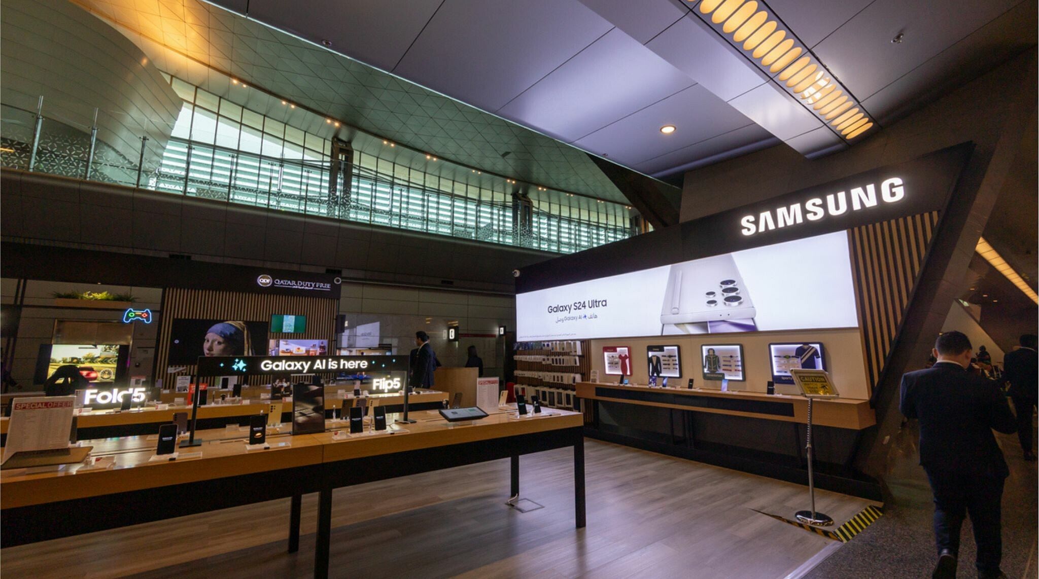 Loja Samsung com anúncio do Galaxy s24 Ultra