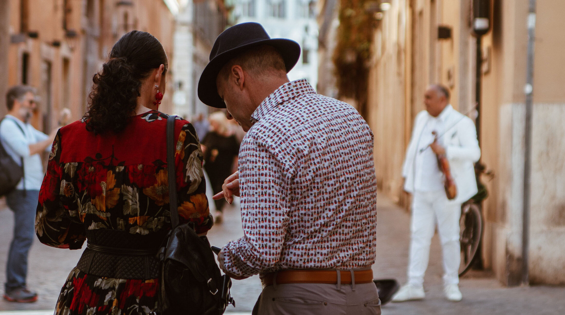 Man and woman in Italy talking