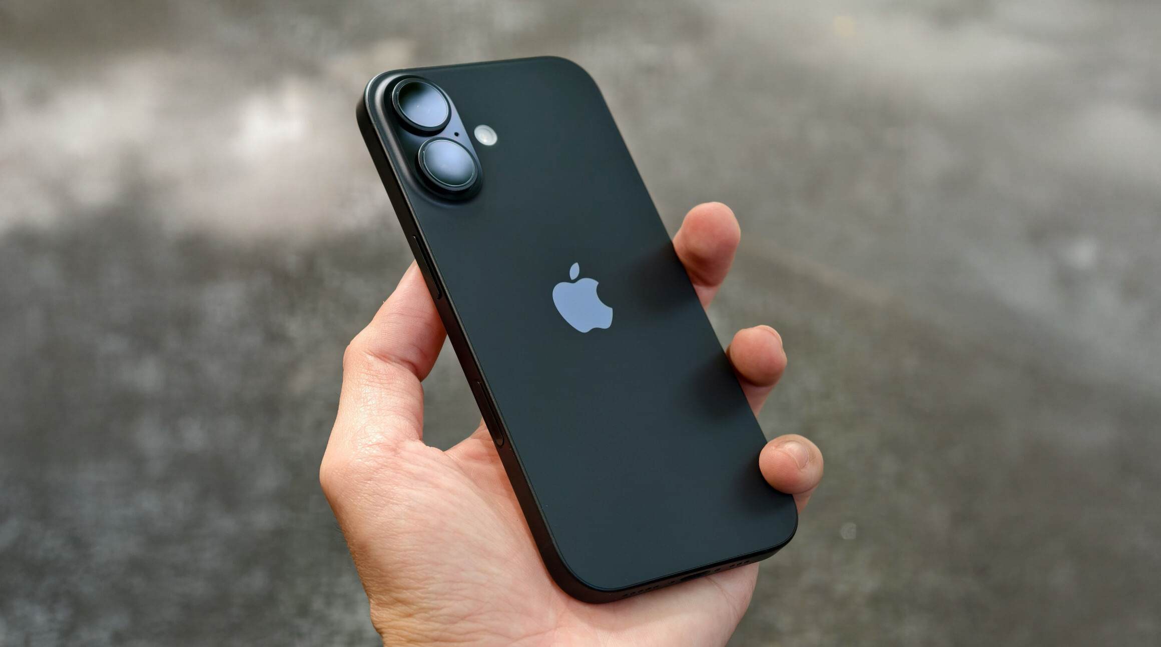 iphone 16 compatible eSIM (aussi dual sim et dual esim)