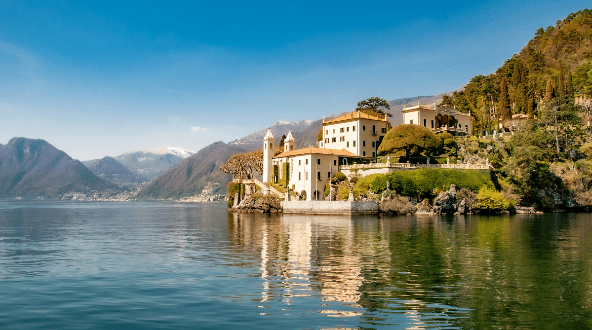Villa on the shores of Lake Como, Italy