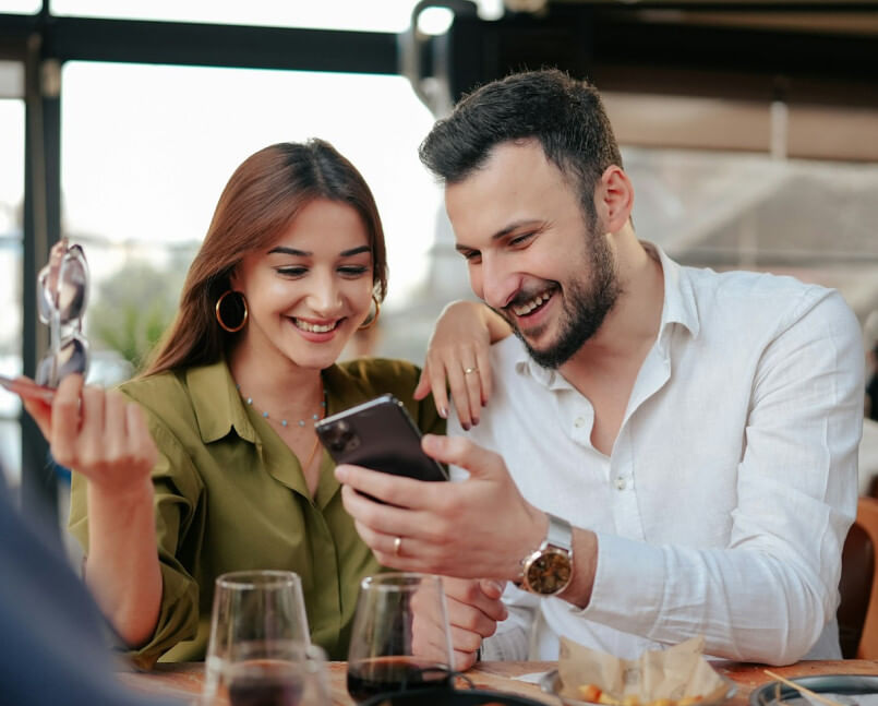 iPhone 15 double SIM : mode d'emploi pour gérer plusieurs SIM et eSIM