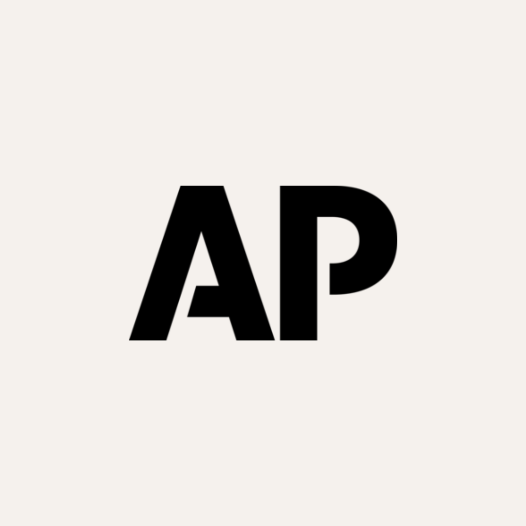 Airalo Unveils “Bill Shock” Campaign Starring Ken Jeong as the Face of Surprise Roaming Fees