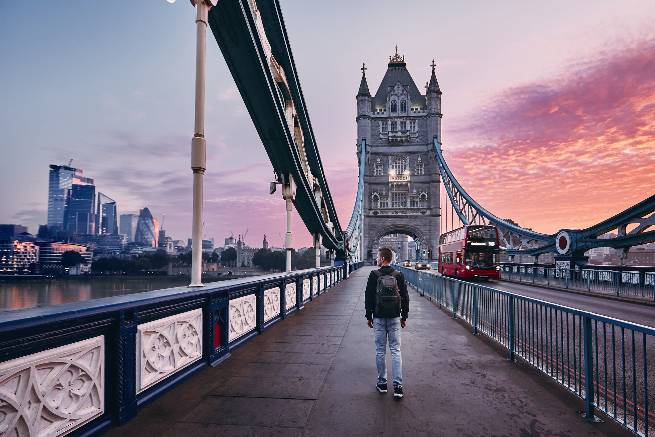 Mann beim Roaming in England